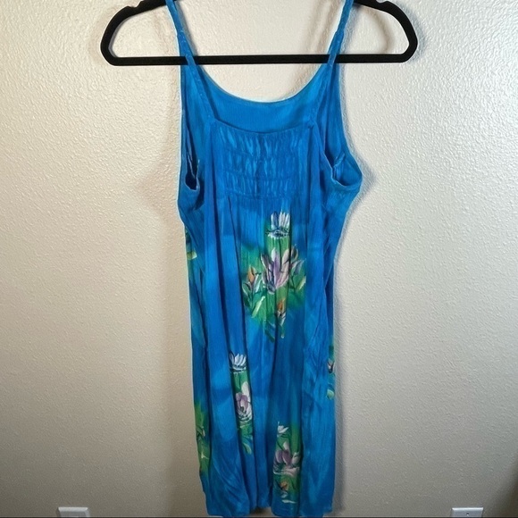 Summer Beach Dress - Picture 3 of 3